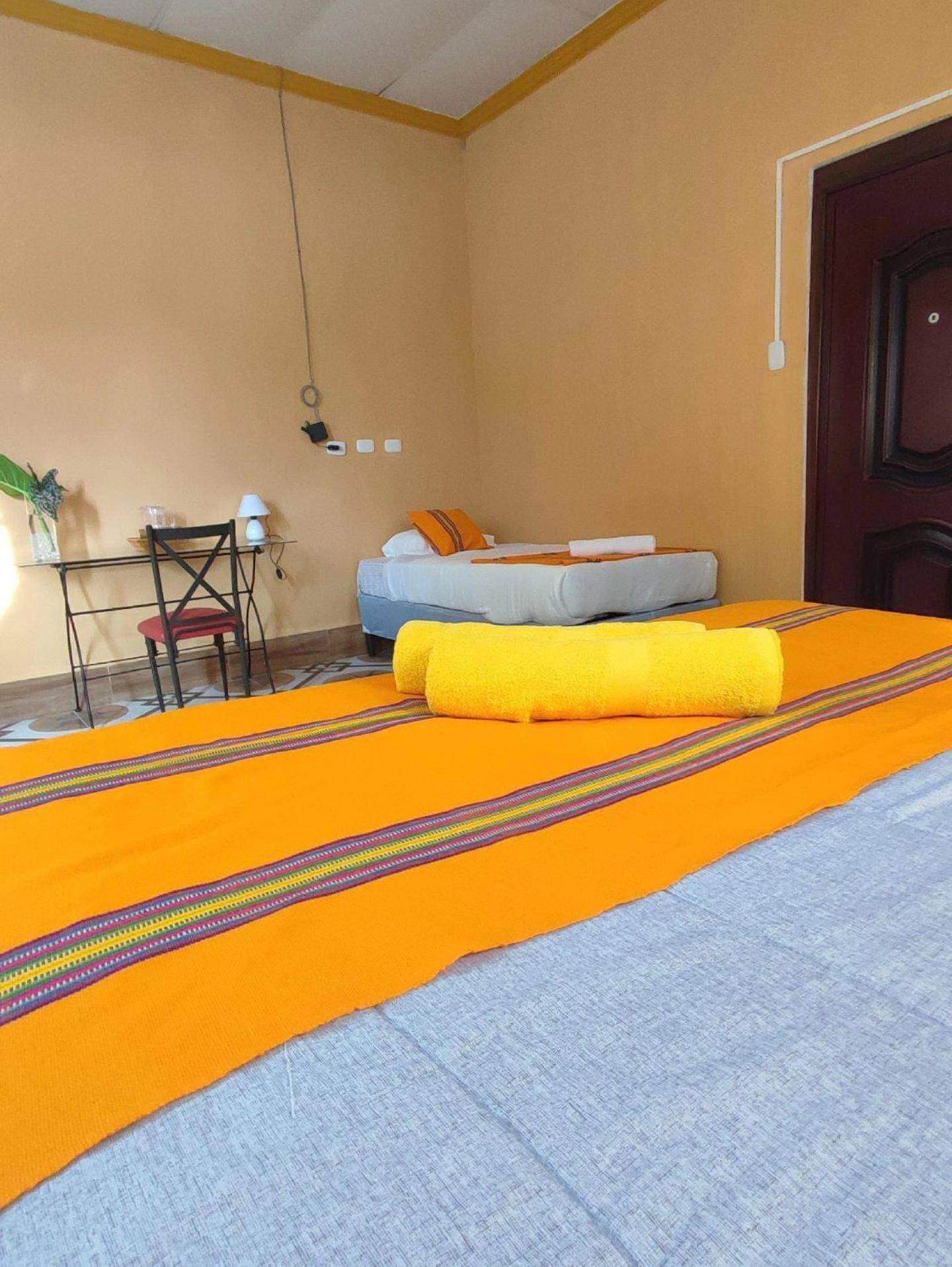 San Benito La Casa Colorada旅舍 外观 照片