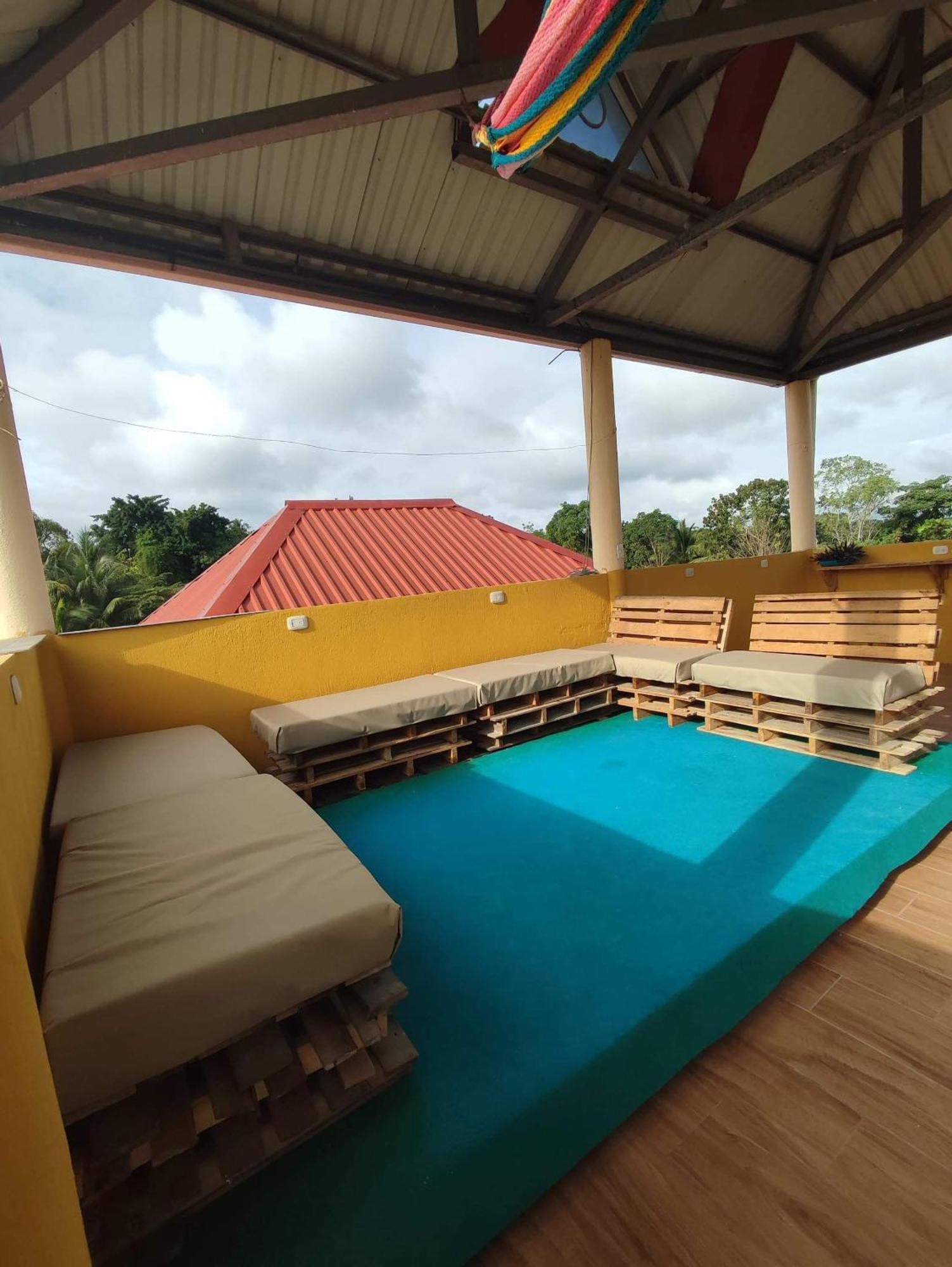 San Benito La Casa Colorada旅舍 外观 照片